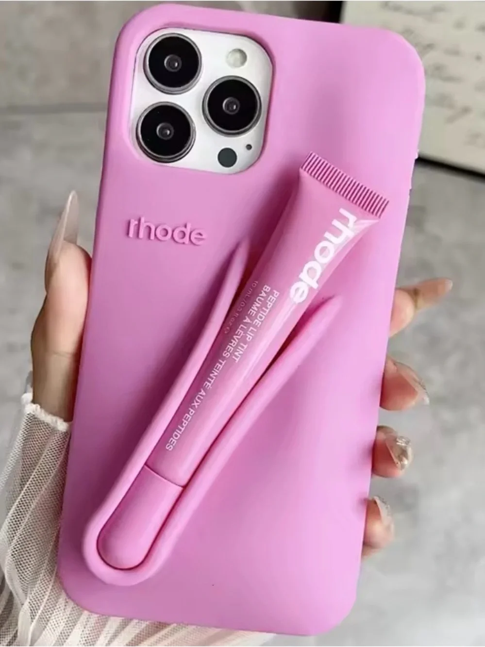 Rhode lip case iPhone 16 Pro Max in Rose with lip gloss included